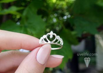 Кольцо диадема с камнями. Фото