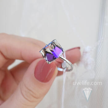 Кольцо кубик с Кристаллом Swarovski